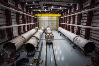 SpaceX rocket hangar (Image: Elon Musk / Twitter)